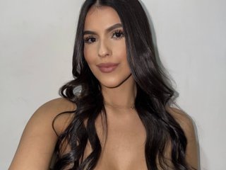 AlisonMartins cam profile image