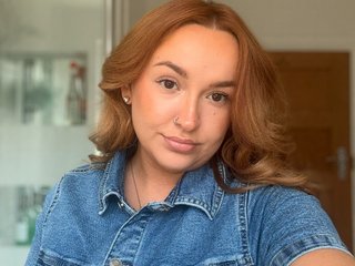 BritishMissPoppy cam model preview