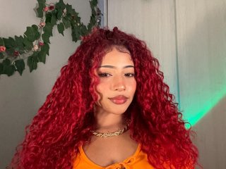 Curly915 cam profile image