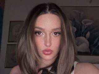 curvyviews20 cam profile image