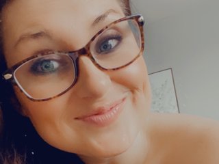 DaphnePearl cam model preview