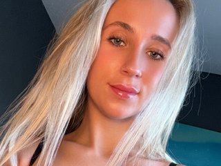 DesireJxo cam profile image