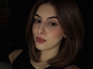 DirtyDivaX cam model preview