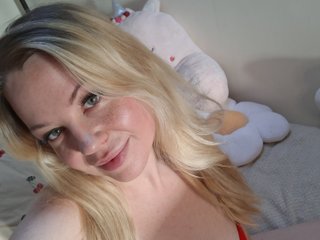 DirtyLit cam profile image