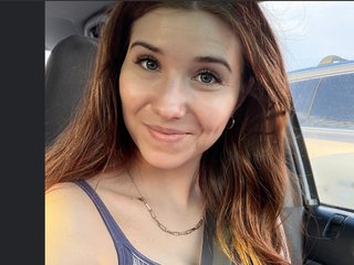 HannahCloe cam profile image
