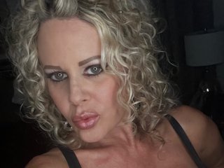 HottieJadeRoxxx cam profile image