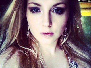 KassieGthedancingalien cam model preview