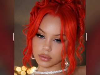 kyralaced cam profile image