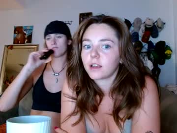 lissielovexo cam profile image