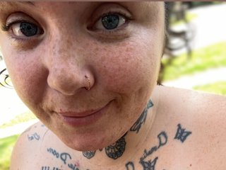 LittleLadyRain cam profile image