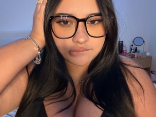 MaiaMoon18 cam profile image