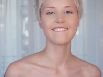 olivelower cam profile image