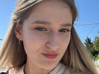 OnyxEliza cam profile image