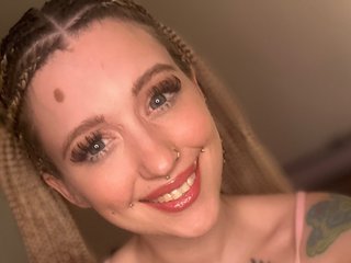 PixieSmiles cam model preview