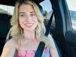 PresleyLouiseRose cam profile image