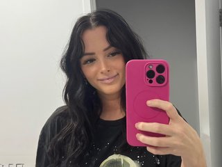 sadiessecrets cam profile image
