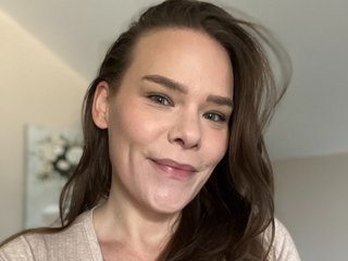sarahinparadise cam profile image