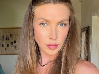 SloaneStone cam profile image