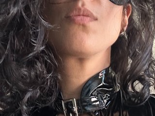 supertall_french_goddess cam profile image