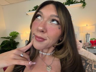 TaylorMarieX cam model preview