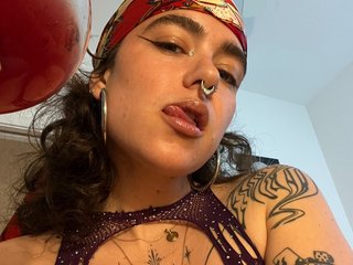 Velvette_Peach cam model preview